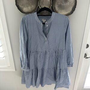 Jcrew blue white strip dress with tiered skirt detail - size L